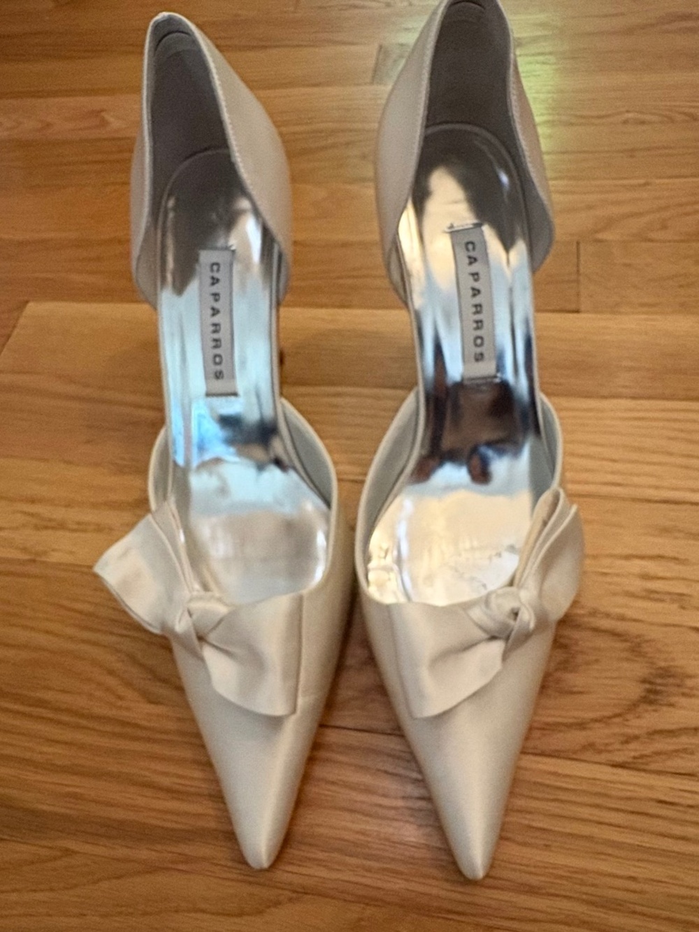 Caparros White Satin Bow Heels - Size 11